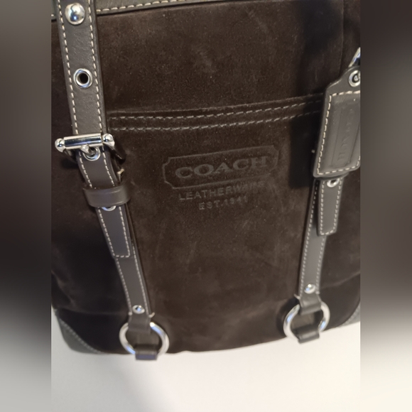 Coach Brown Suade Bag Needs To Be Cleaned - Picture 3 of 13